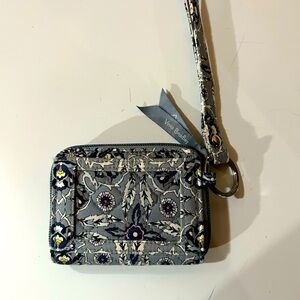 Vera. Bradley mall ID wallet holder